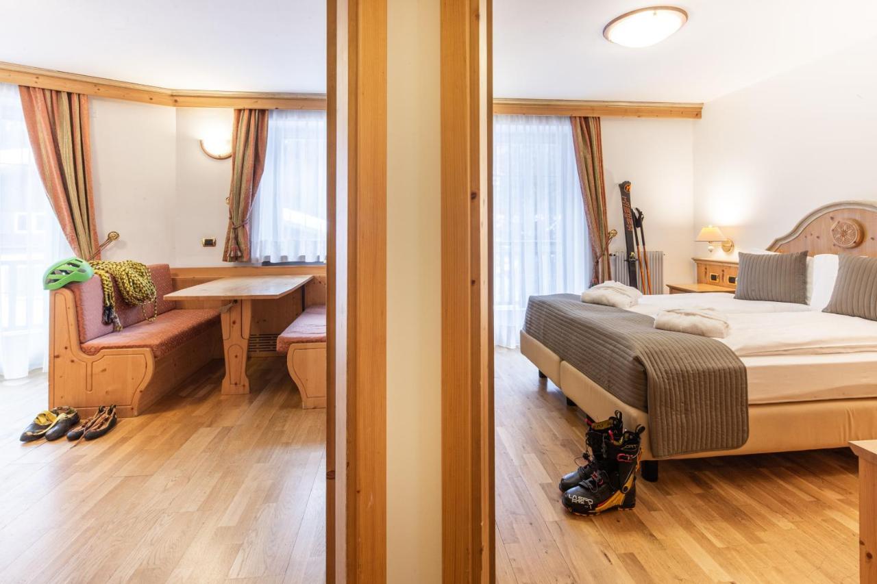 קאמפיטלו די פאסה Hotel Soreghes Gran Chalet מראה חיצוני תמונה