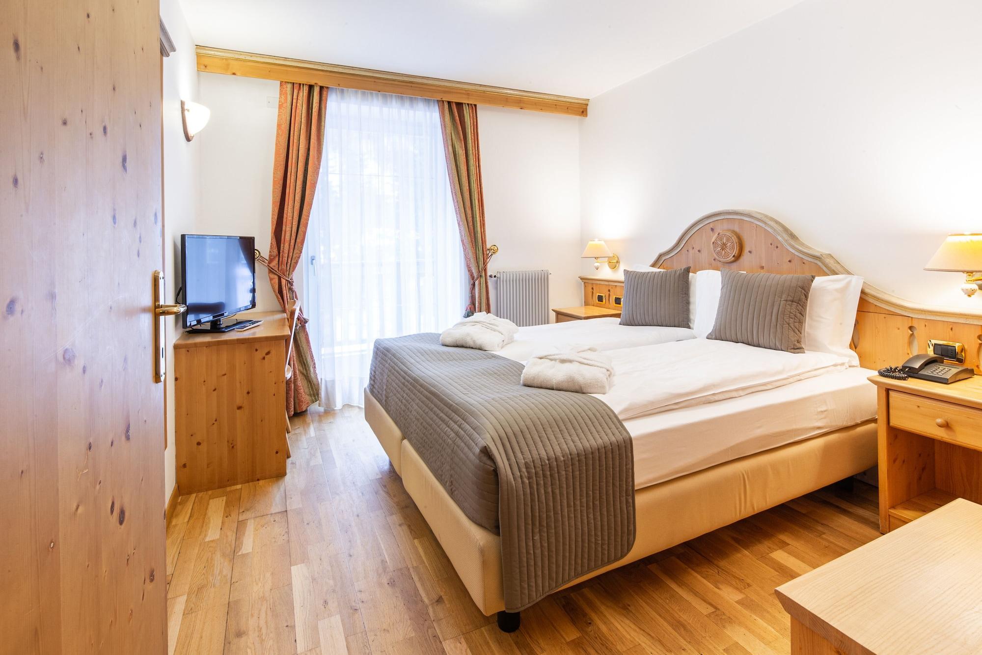 קאמפיטלו די פאסה Hotel Soreghes Gran Chalet מראה חיצוני תמונה