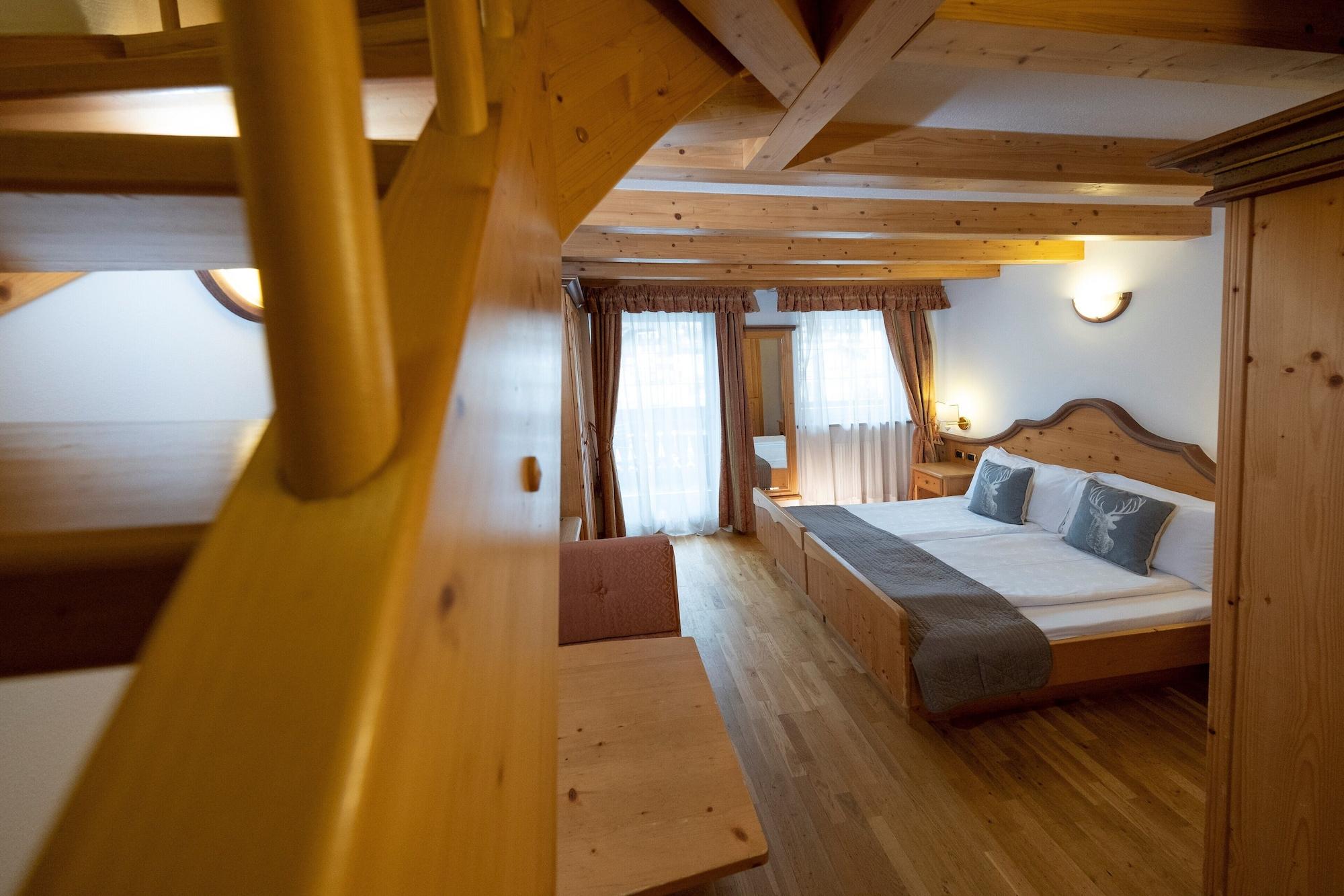 קאמפיטלו די פאסה Hotel Soreghes Gran Chalet מראה חיצוני תמונה